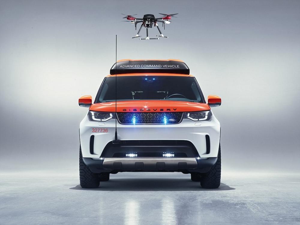 Land Rover Discovery Red Cross Gallery Main Photo